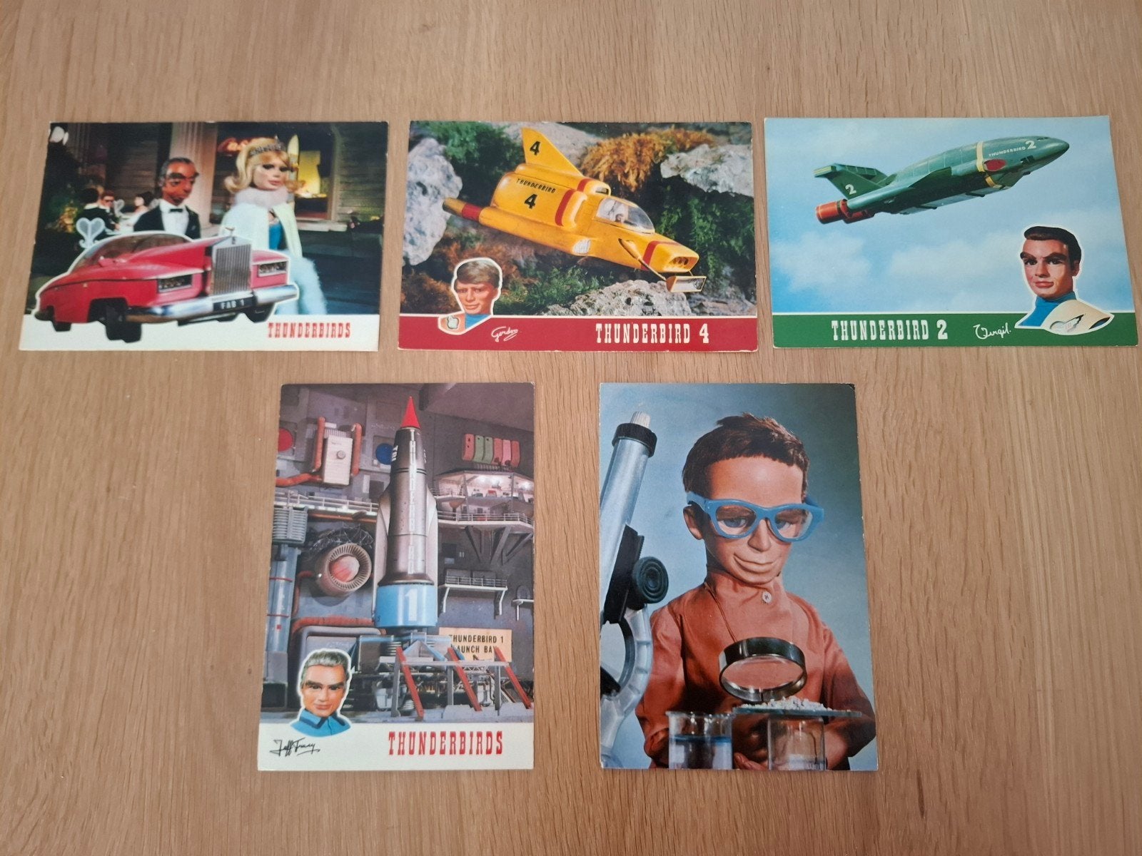Thunderbirds ansichtkaarten, als set (5.00) of los (1,50), Ophalen of Verzenden, Zo goed als nieuw