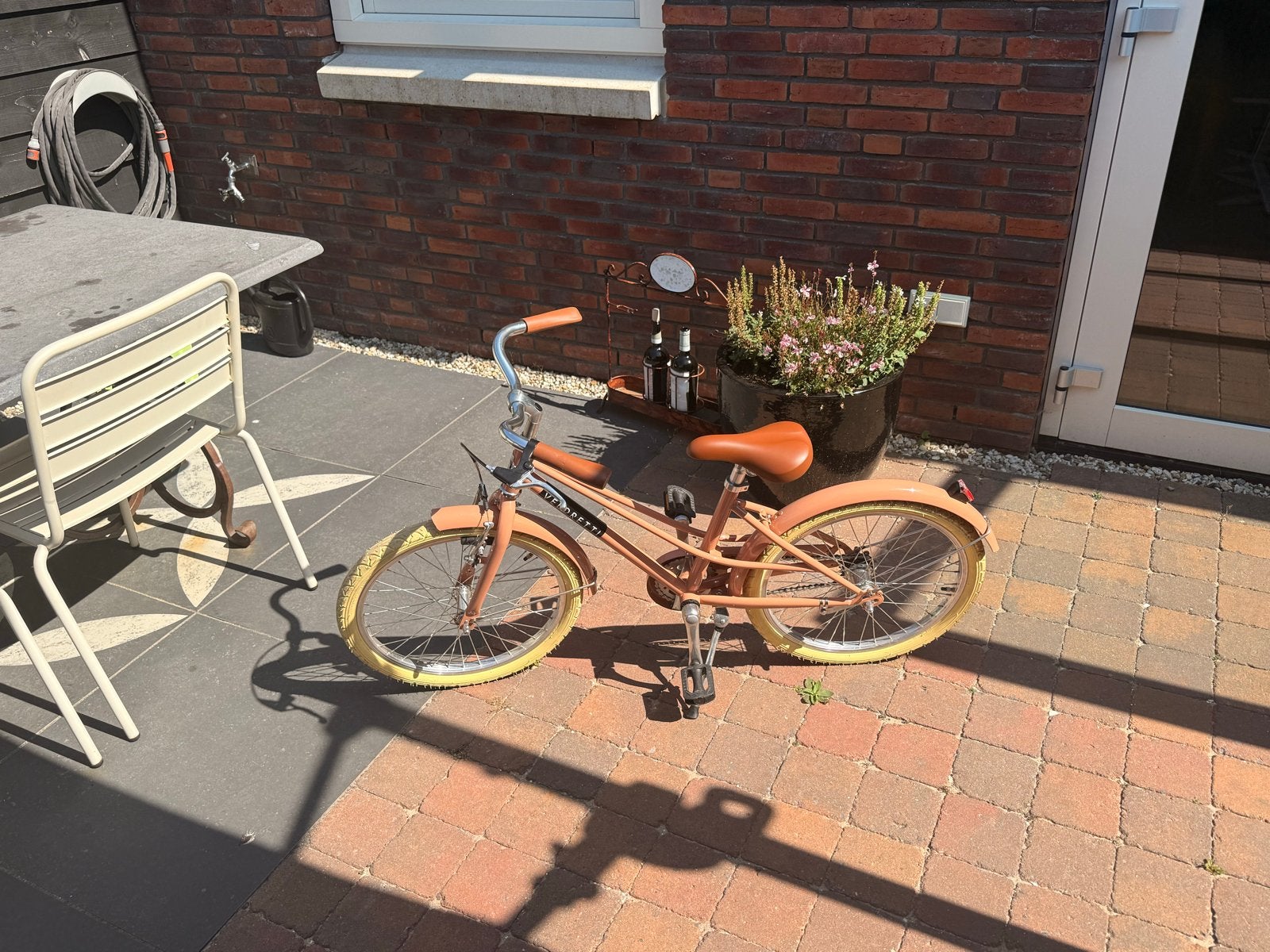 Veloretti kinderfiets 20 inch - Zo goed als nieuw, Fietsen en Brommers, Fietsen | Kinderfietsjes, Ophalen, Zo goed als nieuw, Velgrem