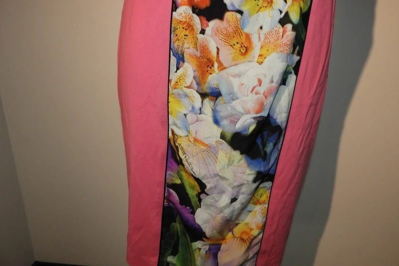 Class Cavalli schitterende jurk bloemen kleur fel roze I46, Maat 38/40 (M), Zo goed als nieuw, Meerkleurig, Verzenden