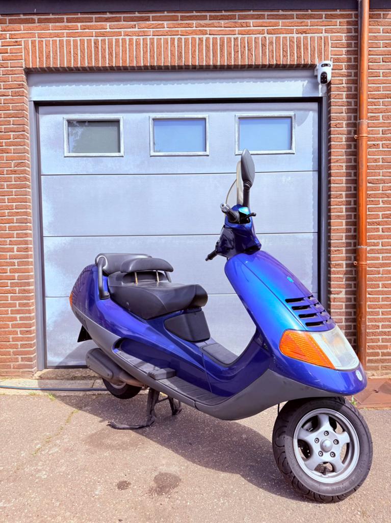 Piaggio Hexagon 125cc 2Takt / 150cc 180cc gilera zip, Ophalen of Verzenden, Zo goed als nieuw, Overige modellen