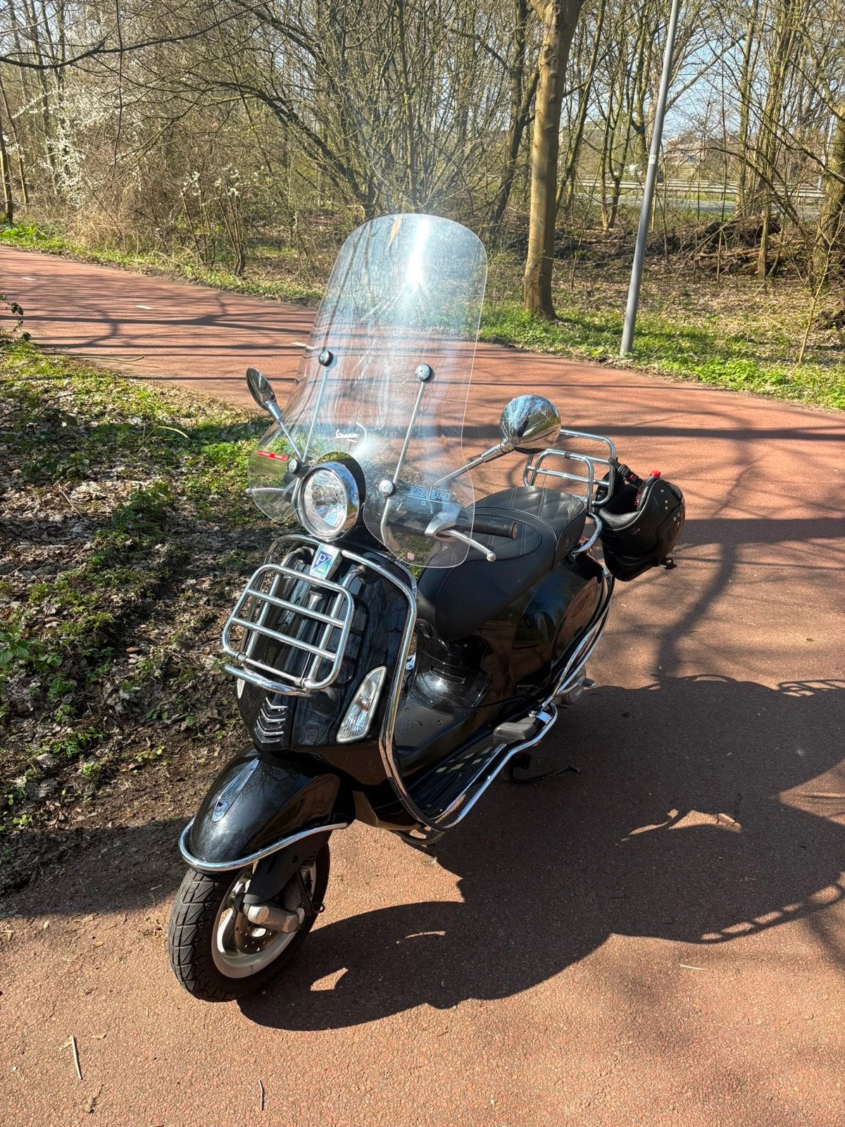 Vespa  Scooter - Snor 2017 4V, Fietsen en Brommers, Scooters | Vespa, Maximaal 45 km/u, Ophalen of Verzenden, Zo goed als nieuw