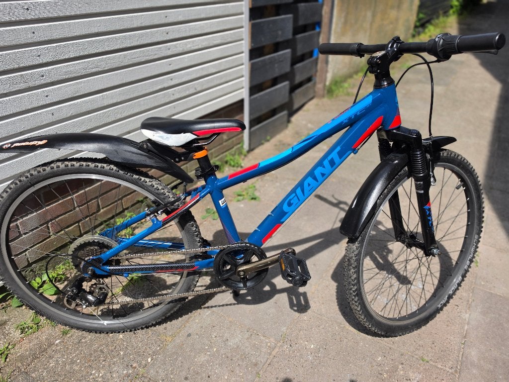 Giant xtc 24 inch kinderfiets, Fietsen en Brommers, Fietsen | Mountainbikes en ATB, Gebruikt, Hardtail, Velgrem, Giant