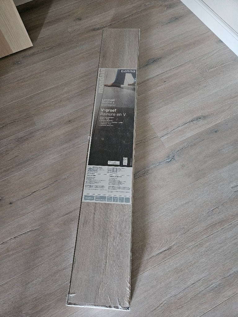 GAMMA Laminaat Mondain Licht Gekalkt Eiken - 3 volle pakken, Ophalen, 50 tot 150 cm, Nieuw, 10 m² of meer