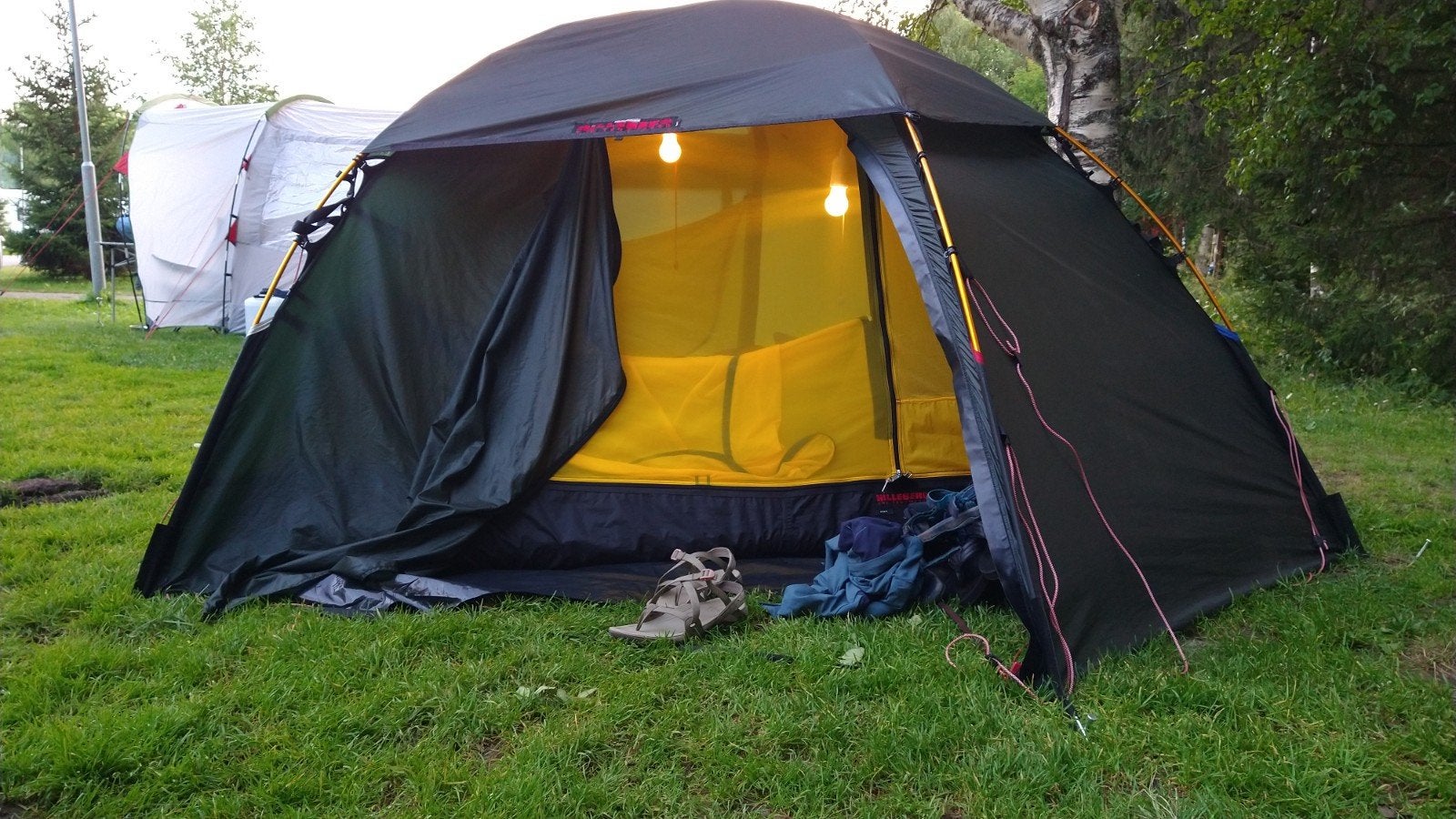 Hilleberg Allak 3, Caravans en Kamperen, Tenten, Ophalen, Zo goed als nieuw, Tot en met 3