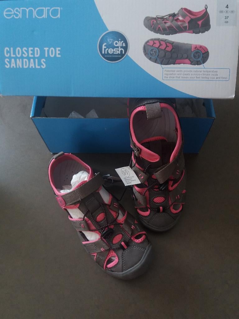 Nieuwe (outdoor) wandel sandalen met dichte neus maat 37, Ophalen of Verzenden, Nieuw, Schoenen