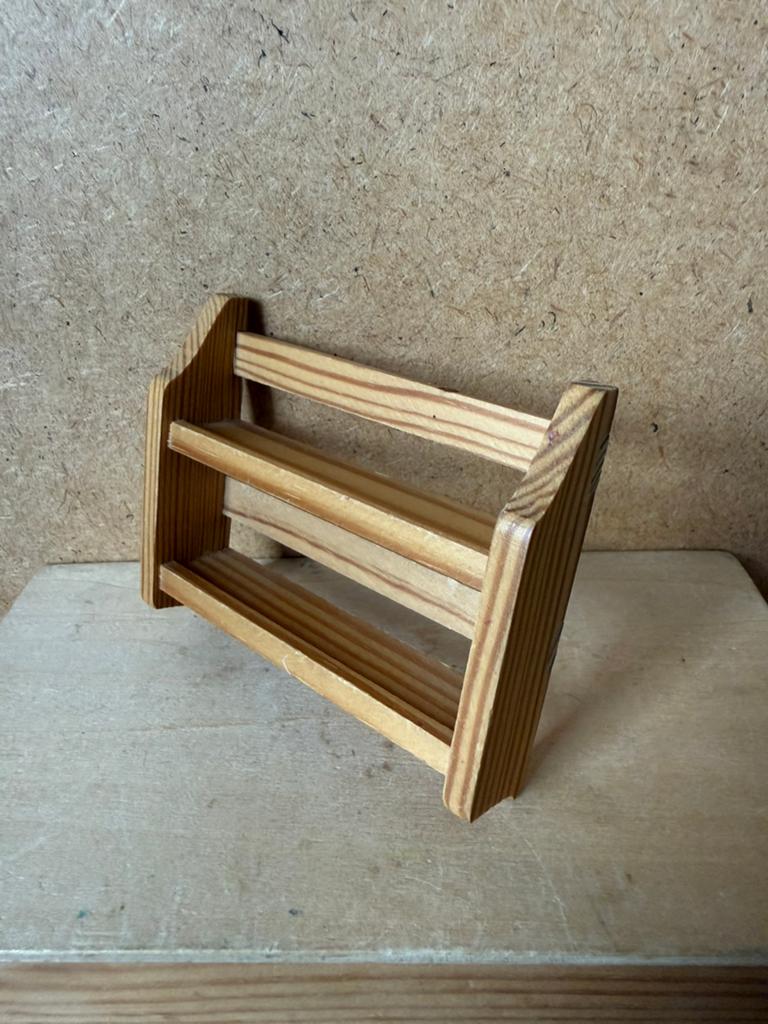 Wandrek rek - hxbxd 7.5x8.8x2.1cm - hout, Verzamelen, Poppenhuizen en Toebehoren, Ophalen of Verzenden, Zo goed als nieuw, Poppenhuis