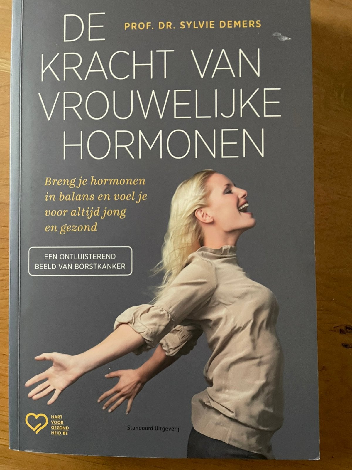 De kracht van vrouwelijke hormonen., Boeken, Ophalen of Verzenden, Zo goed als nieuw