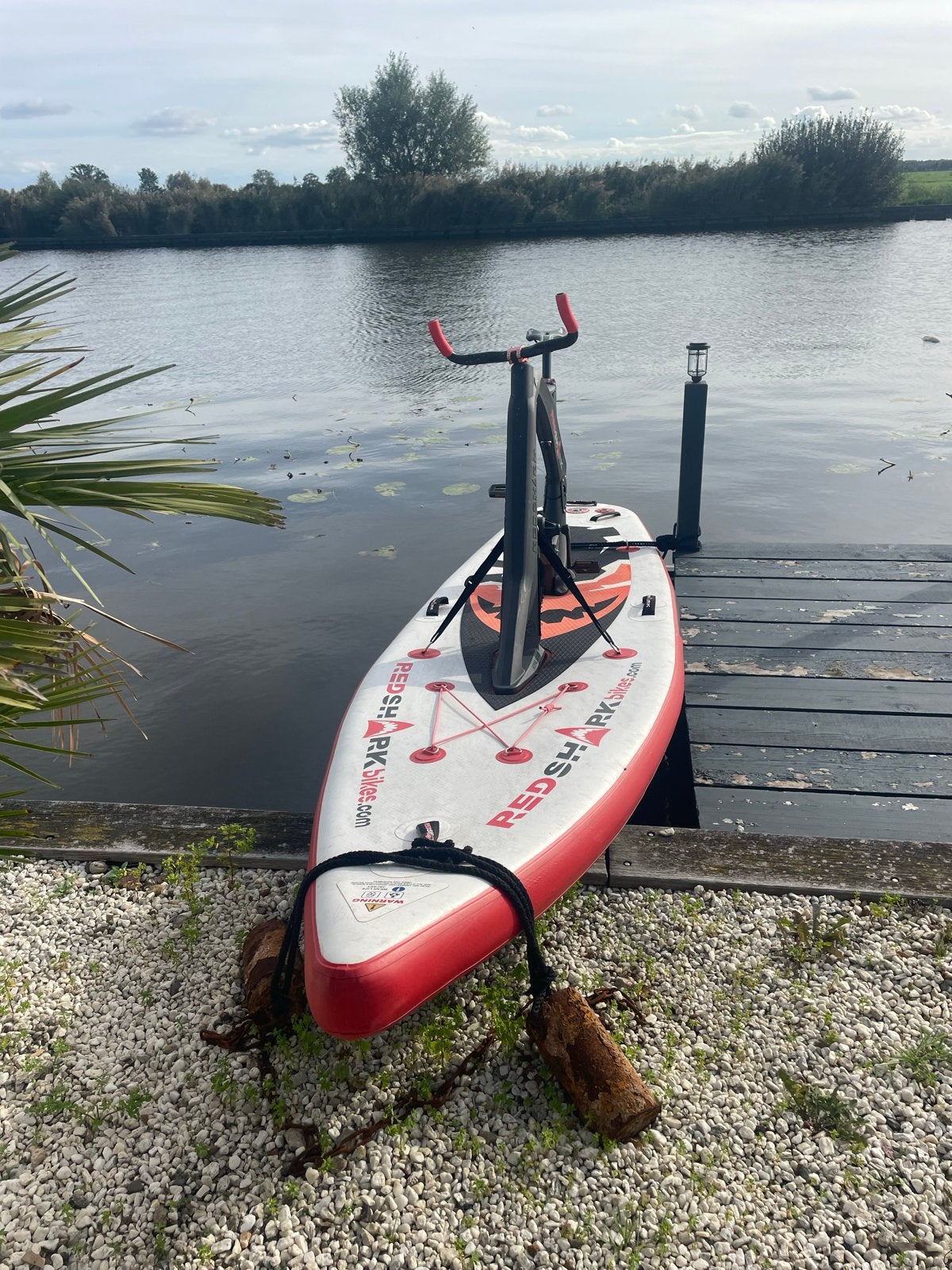 Foto 3 van Redshark waterfiets / SUP board