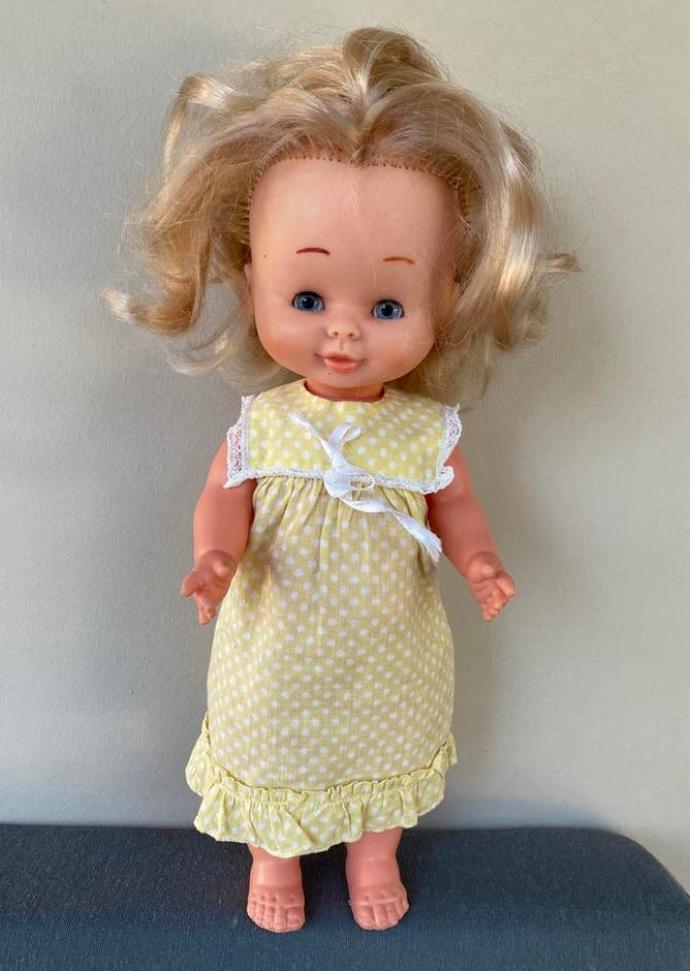 Vintage pop 60 70 s Muñeca Mari loli Famosa made in Spain, Verzamelen, Poppen, Ophalen of Verzenden, Gebruikt, Pop