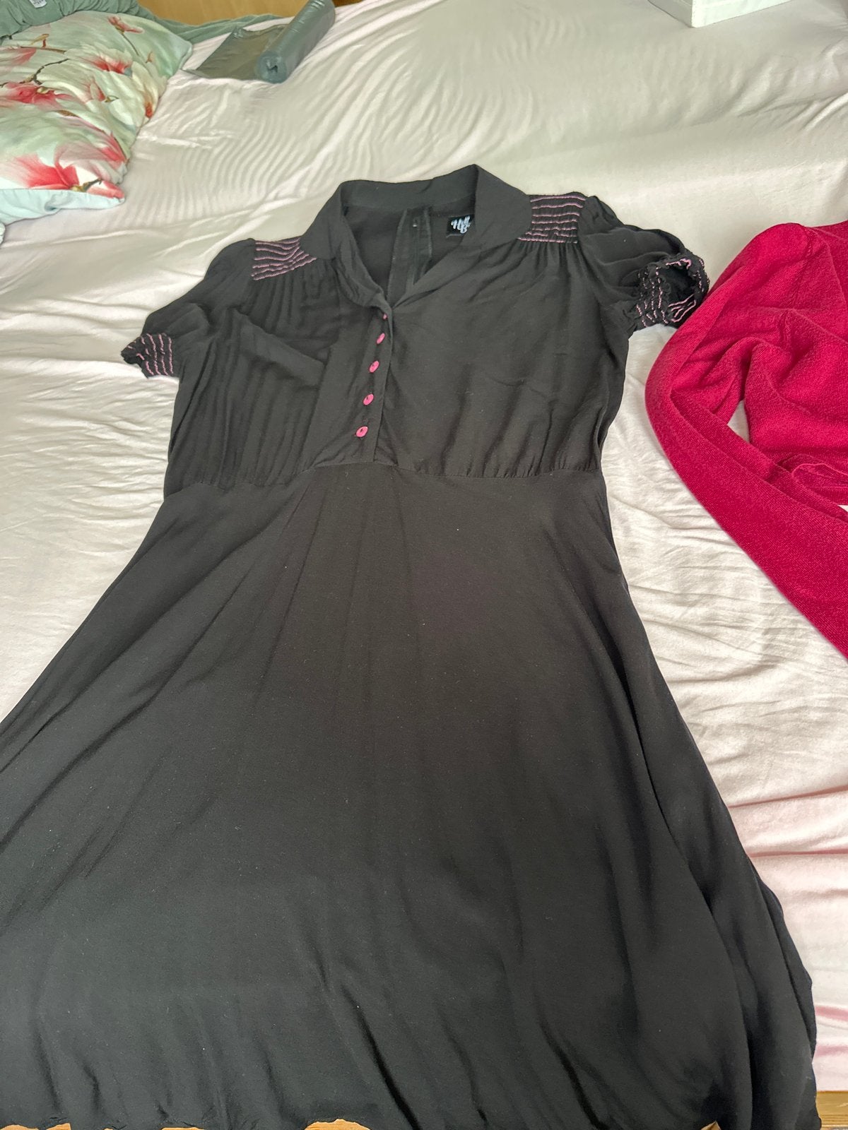 Hell Bunny Zwarte jurk en bijpassende bolero, Maat 38/40 (M), Zwart, Ophalen of Verzenden, Knielengte