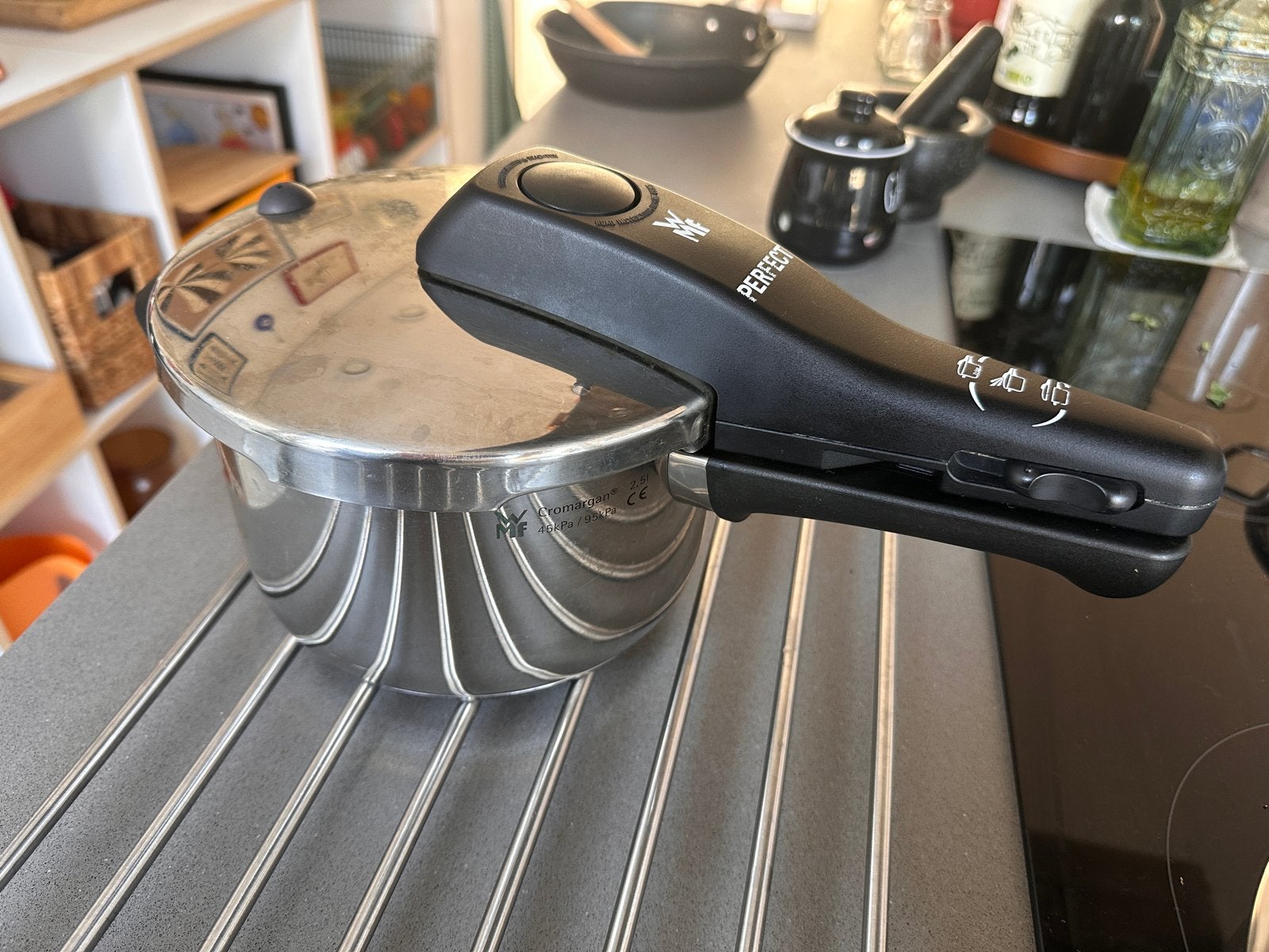 WMF Perfect Snelkookpan 2,5L - Zo goed als nieuw, Snelkookpan, Met deksel, Ophalen of Verzenden, Zo goed als nieuw