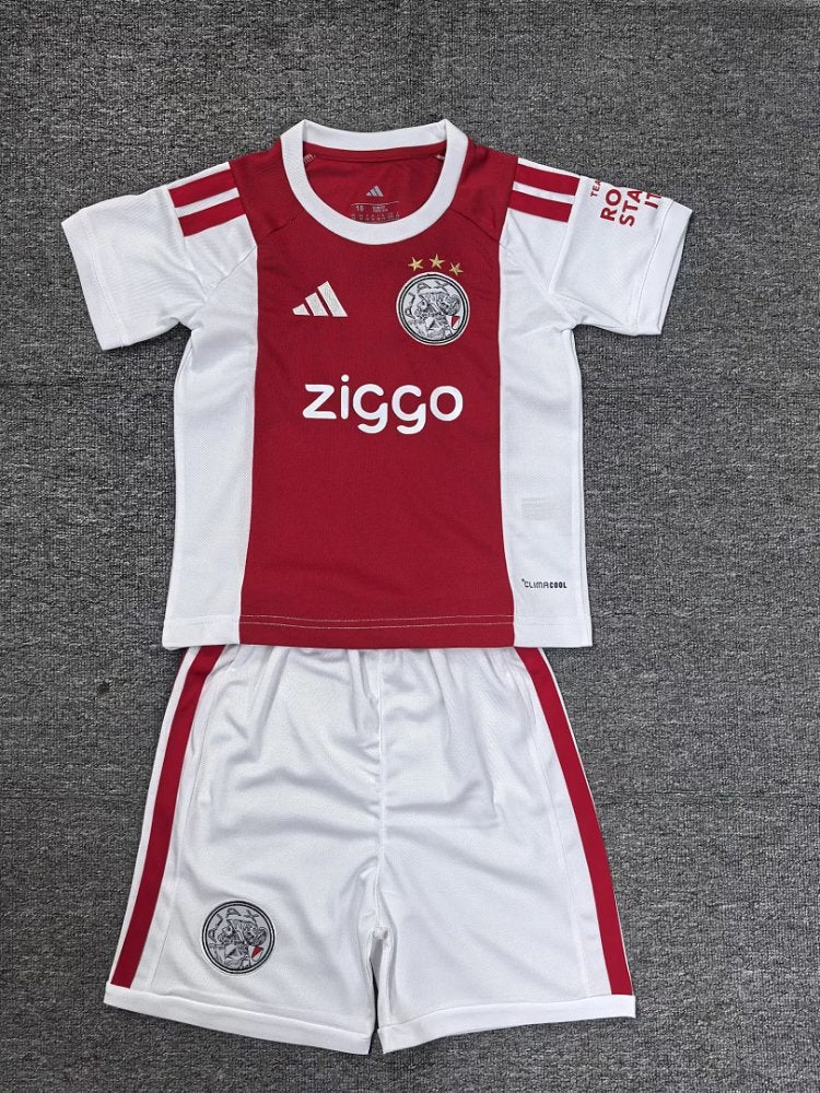Ajax Thuisshirt 2026/2027 Kids – Incl bedrukking + broekje, Nieuw, Overige maten, Ophalen of Verzenden, Voetbal