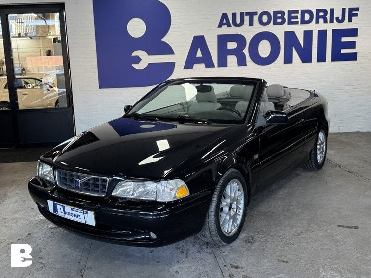 Volvo C70 Convertible 2.4 T Prestige automaat, Auto's, Volvo, C70, Gebruikt, Beige, Cabriolet