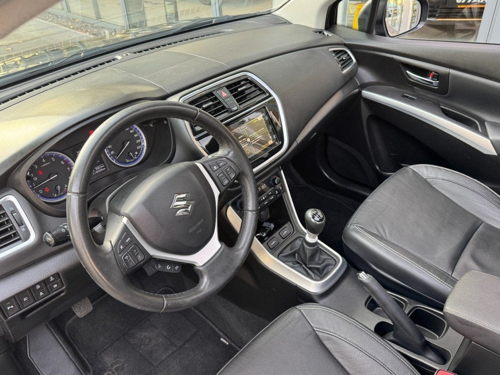 Suzuki S-CROSS 1.4 High Executive 5-deurs Airco/Leder/Panora, Auto's, Voorwielaandrijving, Gebruikt, 4 cilinders, Met garantie (alle)