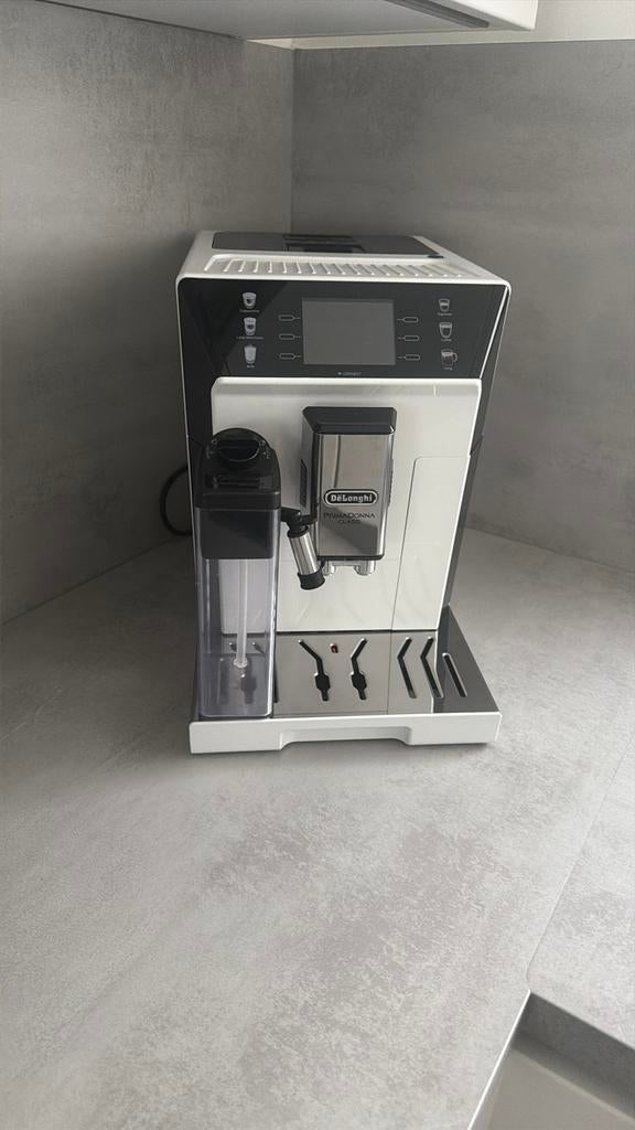 De longhi prima donna class volautomatosche koffiemachine, Witgoed en Apparatuur, Ophalen of Verzenden, Zo goed als nieuw, Koffiemachine