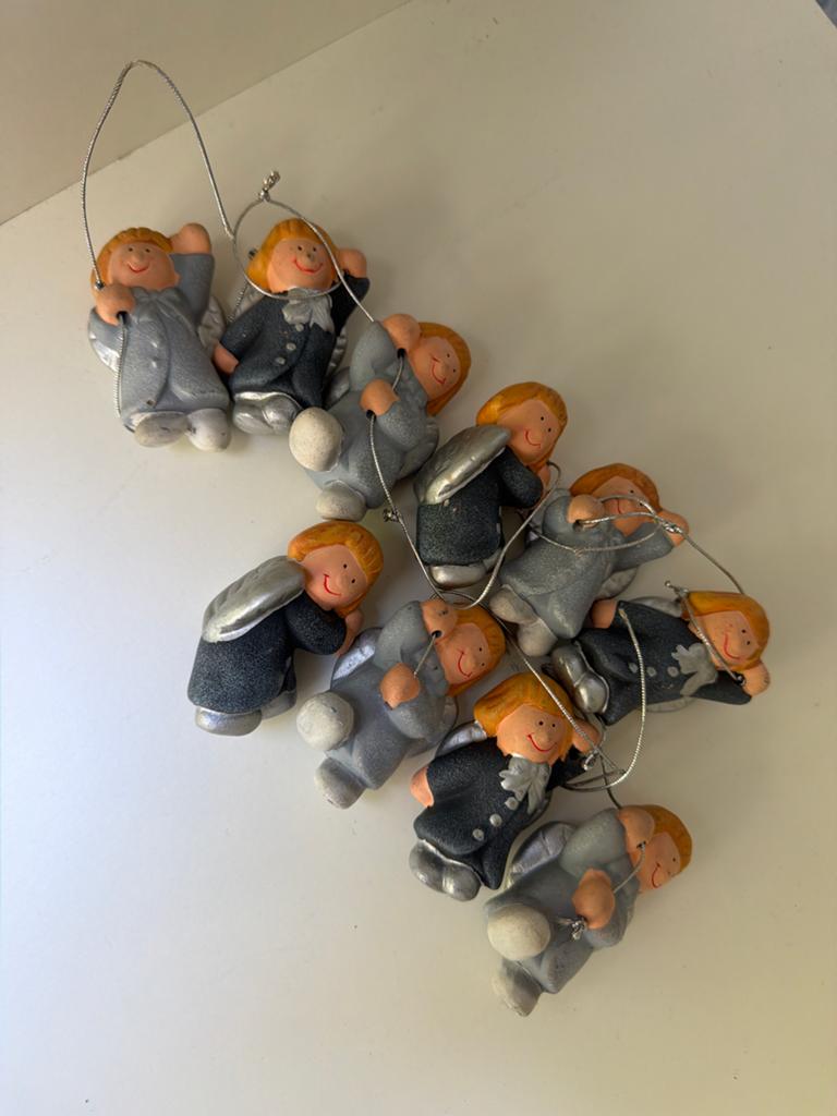 Hanging angels, Ophalen, Zo goed als nieuw
