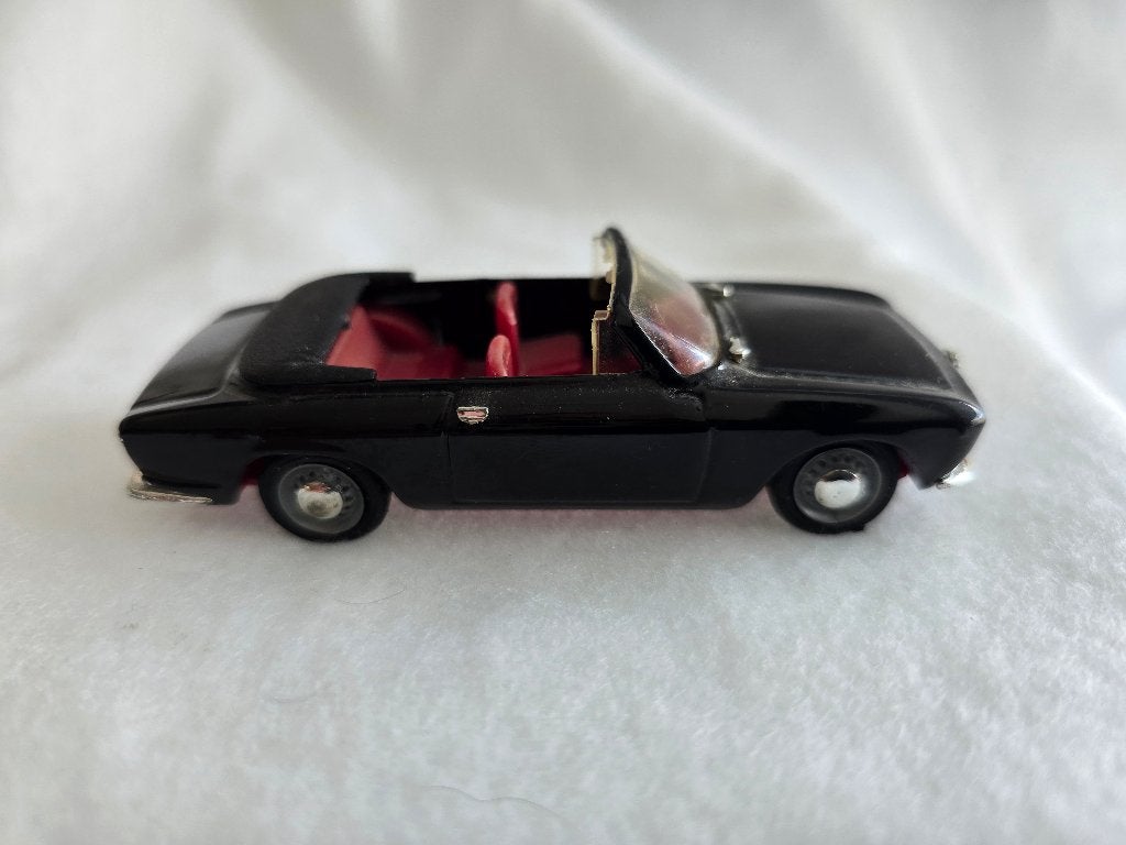 Alfa romeo Giulia GT 1/43, Hobby en Vrije tijd, Ophalen of Verzenden, Gebruikt, Auto, Overige merken