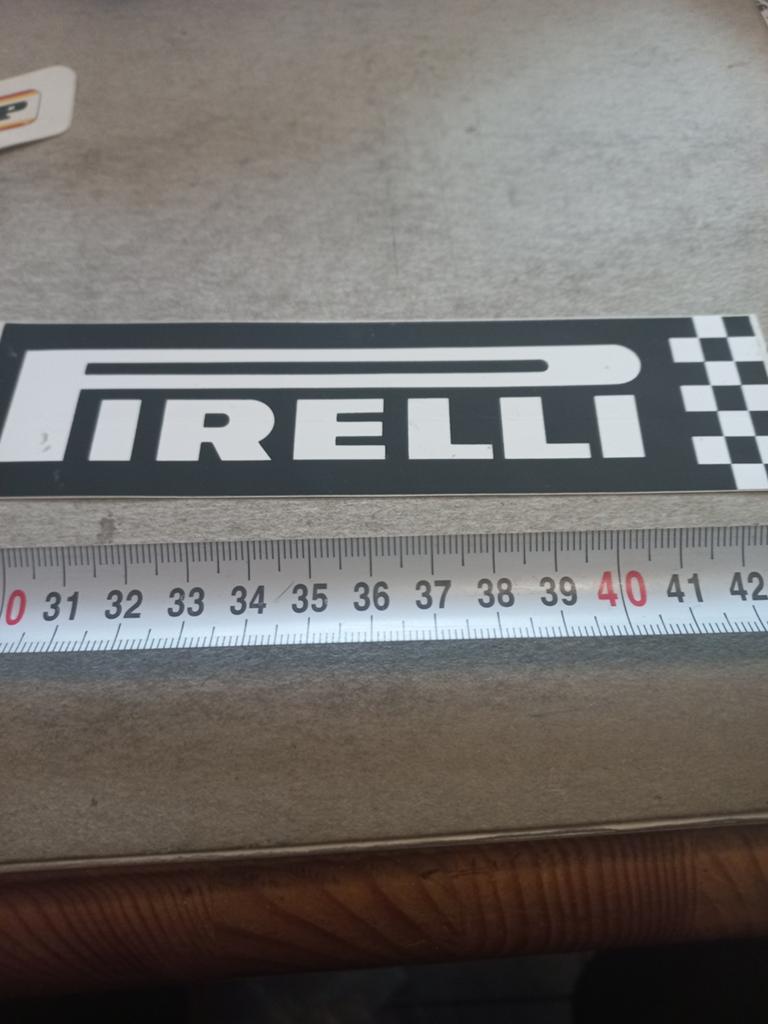 Pirelli, Ophalen of Verzenden