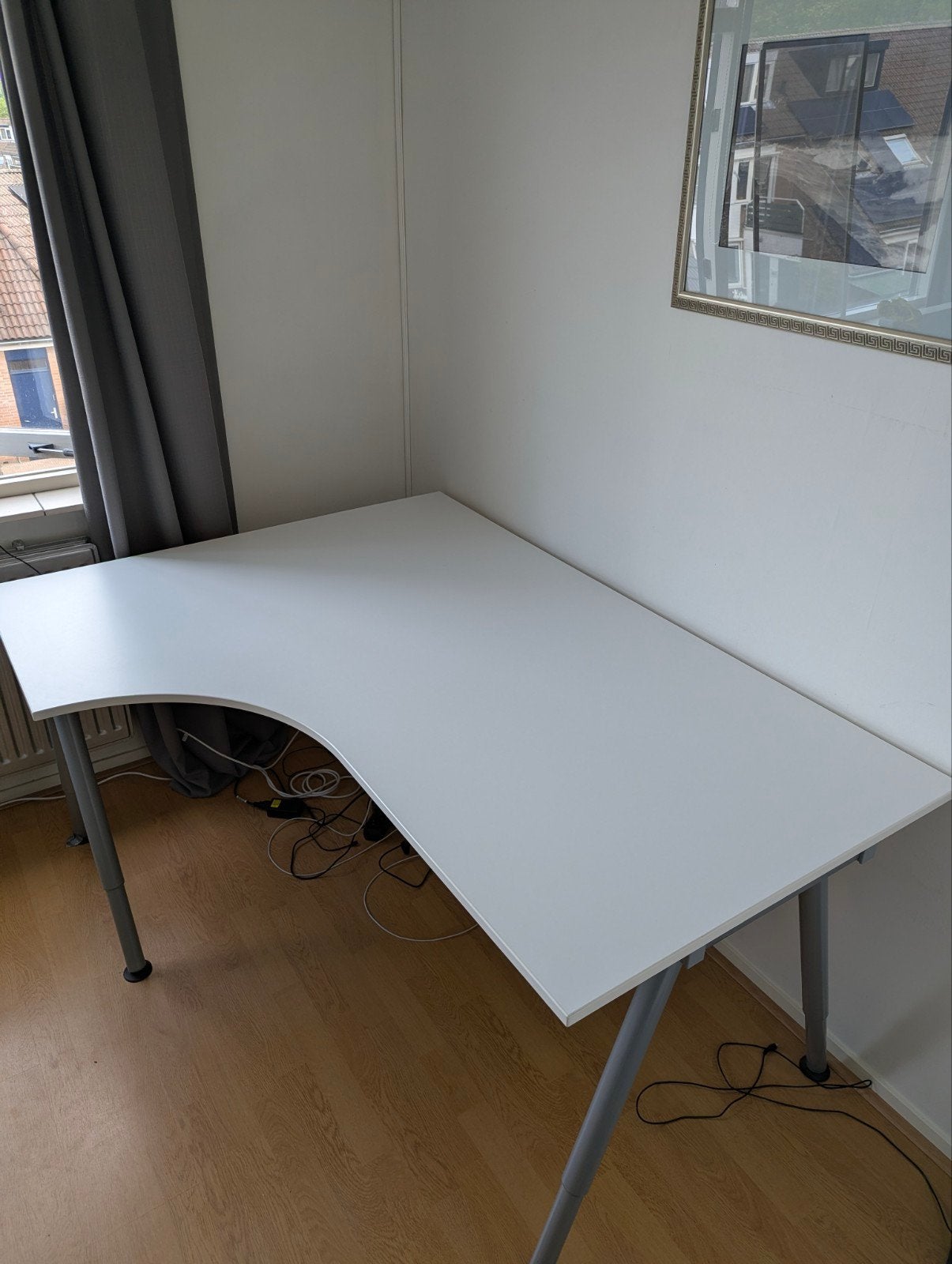 IKEA GALANT Hoekbureau Wit – Ruim Bureau met Grijs Onderstel, Huis en Inrichting, Bureaus, Ophalen, 160 cm, Gebruikt, 120 cm