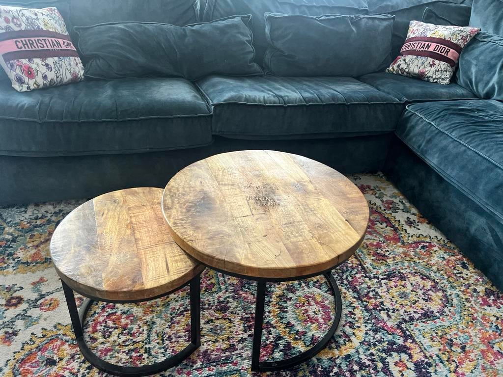 Set van 2 ronde salontafels mangohout, Huis en Inrichting, Overige materialen, Rond, Zo goed als nieuw, Minder dan 50 cm