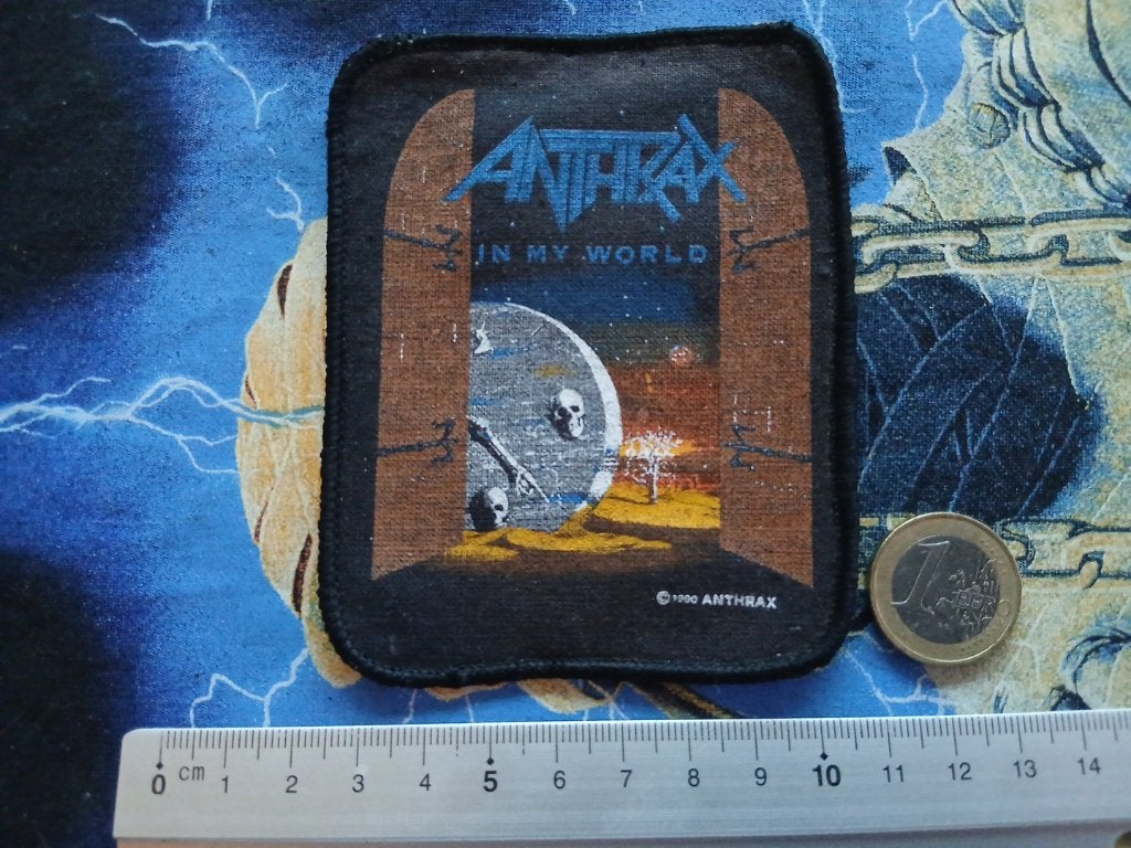 Anthrax official  vintage 1990 in my world patch a8 metal, Ophalen of Verzenden, Nieuw, Kleding