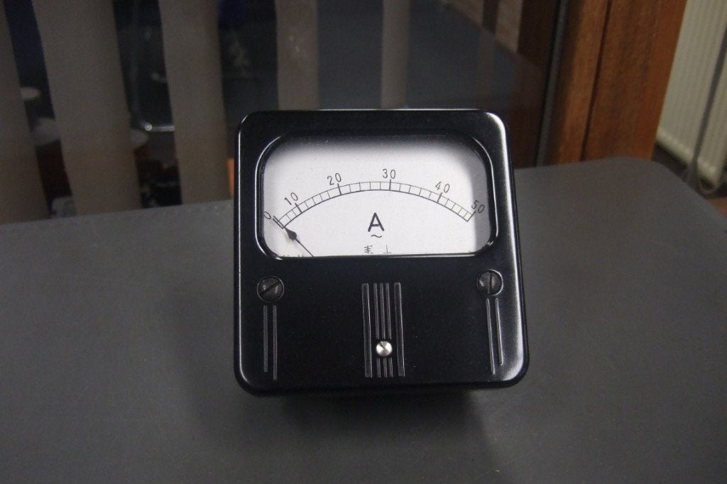 Ampère meter, Ophalen