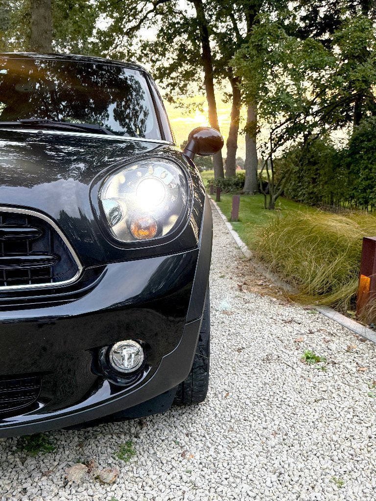 Foto 4 van Mini Countryman 1.6 Cooper 2017 Zwart John Cooper Works JCW
