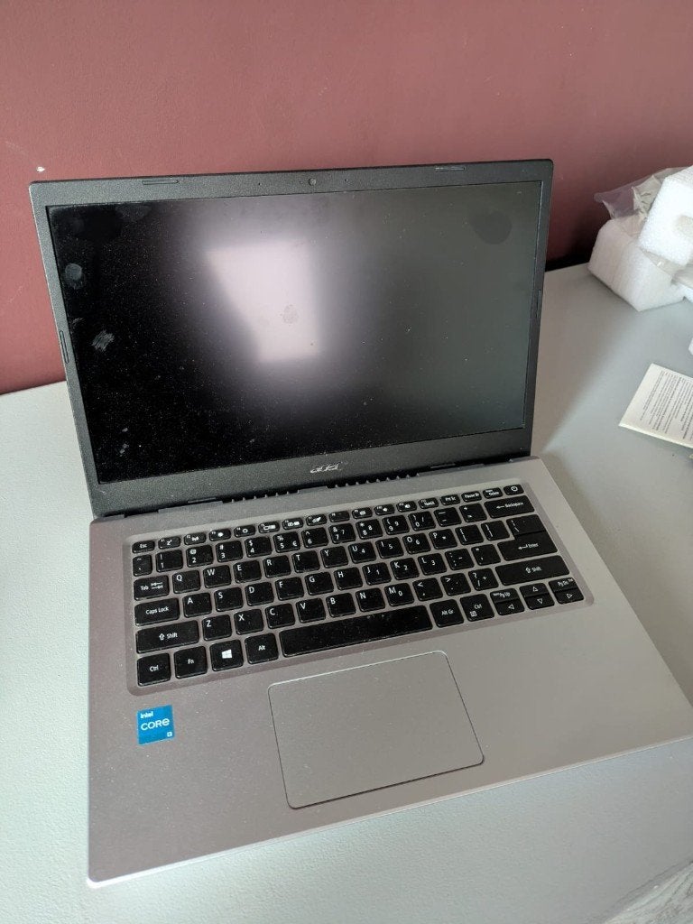 DEFECT SCHERM Acer Aspire A514-54, Gebruikt, 2 tot 3 Ghz, Qwerty, 8 GB