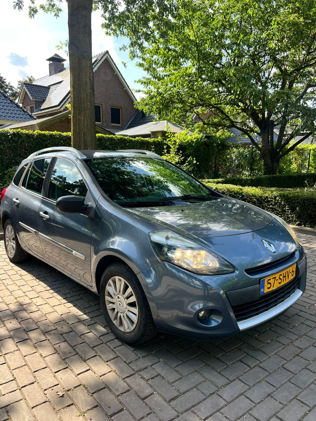 Renault Clio 1.2 TCE Estate 2011 Blauw, Auto's, Voorwielaandrijving, 535 kg, 4 cilinders, 1095 kg