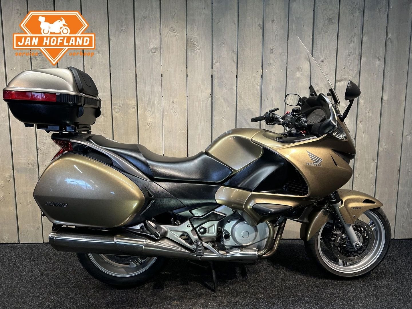 HONDA NT 700 V DEAUVILLE ABS (bj 2006) 73,558 km, 2 cilinders, HONDA, Motorrijbewijs A, Bedrijf