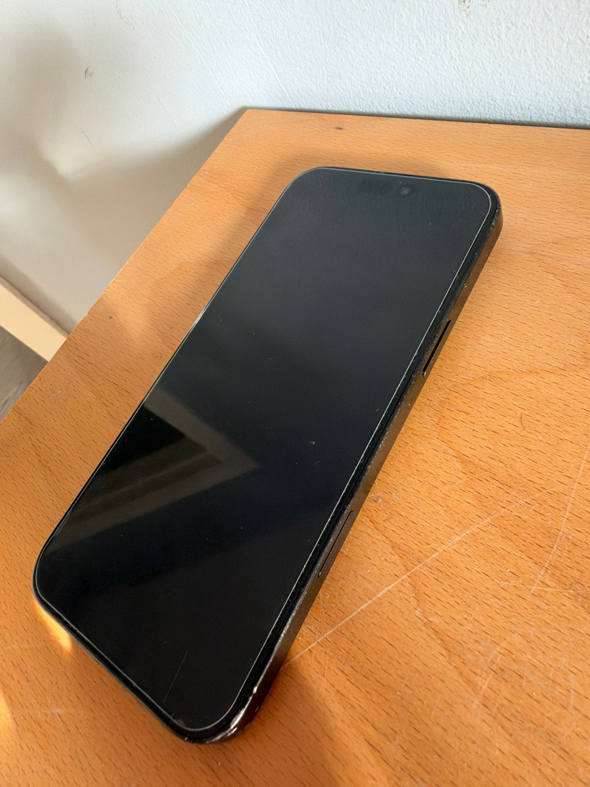 Foto 3 van Iphone 16 pro max 256gb zwart 90% batterijconditie