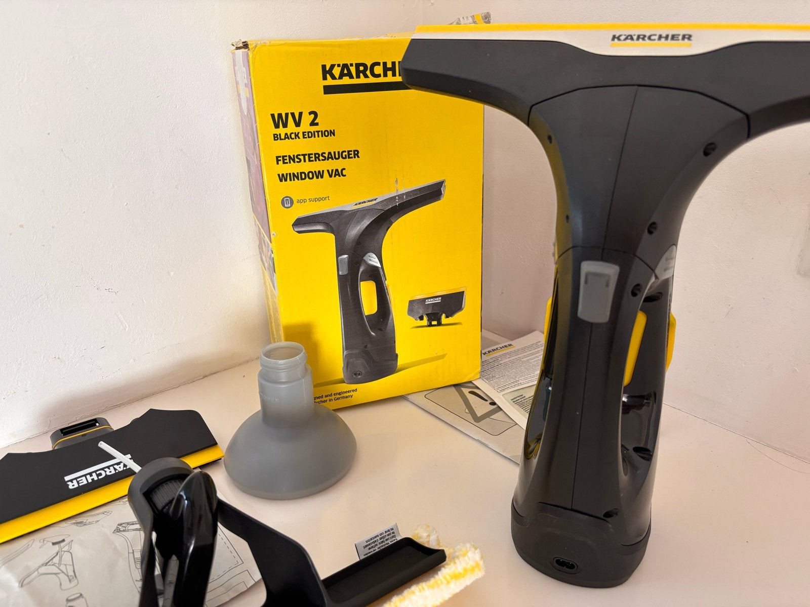 Kärcher WV 2 Black Edition Window Vac - Zo goed als nieuw, Ophalen of Verzenden, Zo goed als nieuw