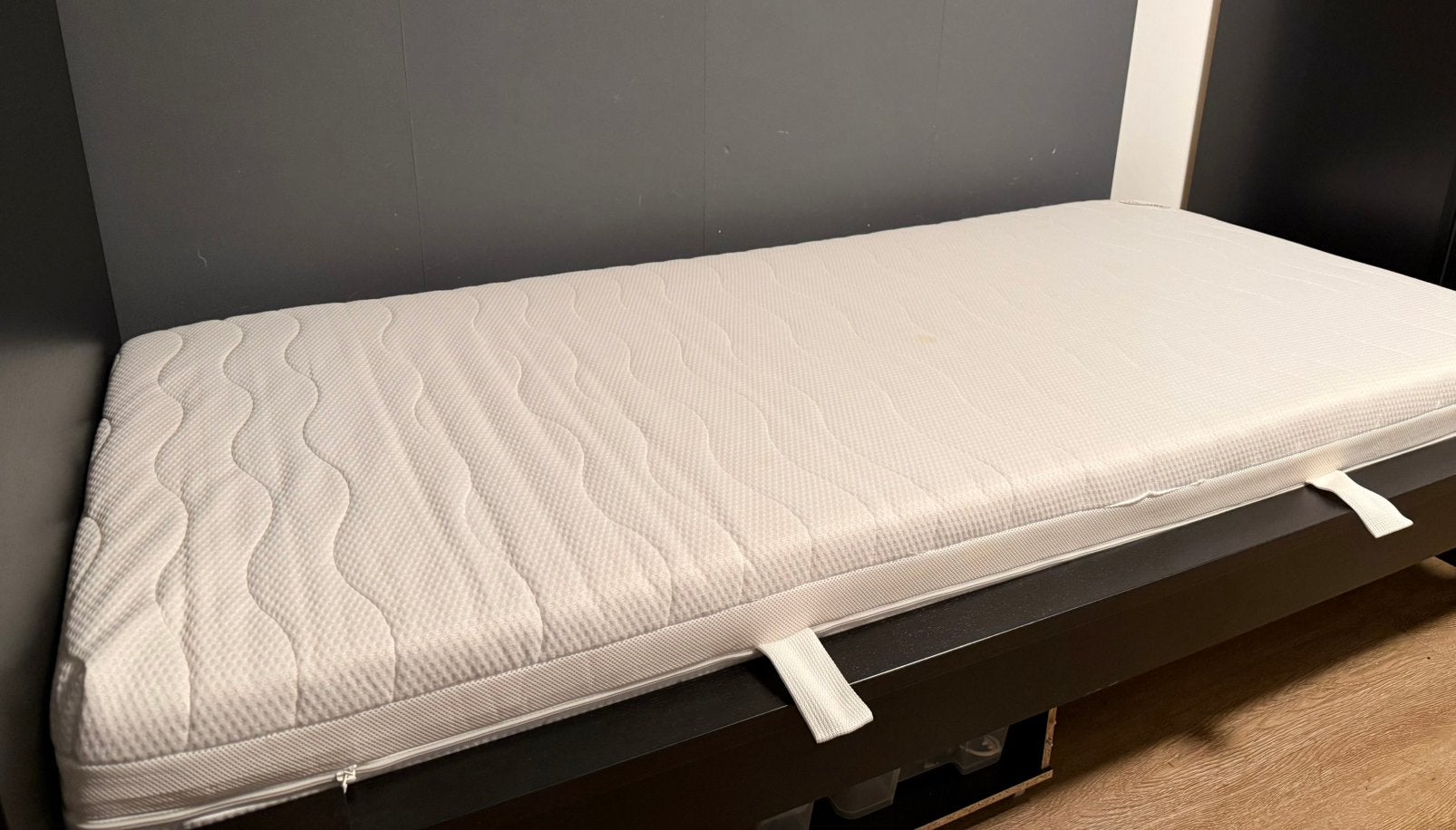 Als nieuw Matras Meradiso 7 zones koudschuim, stevig matras, Ophalen, Gebruikt, 90 cm, Eenpersoons