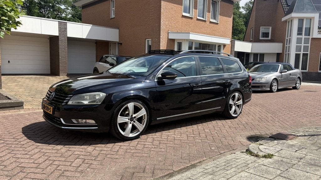 Volkswagen Passat Variant 1.4 TSI Highl. BlM I Pan dak I NAV, Auto's, Volkswagen, Bedrijf, Te koop, Passat, ABS, Achteruitrijcamera