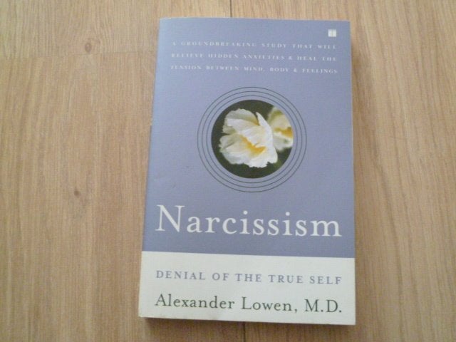 Alexander Lowen - Narcissism denial of the true self, Ophalen of Verzenden, Gelezen