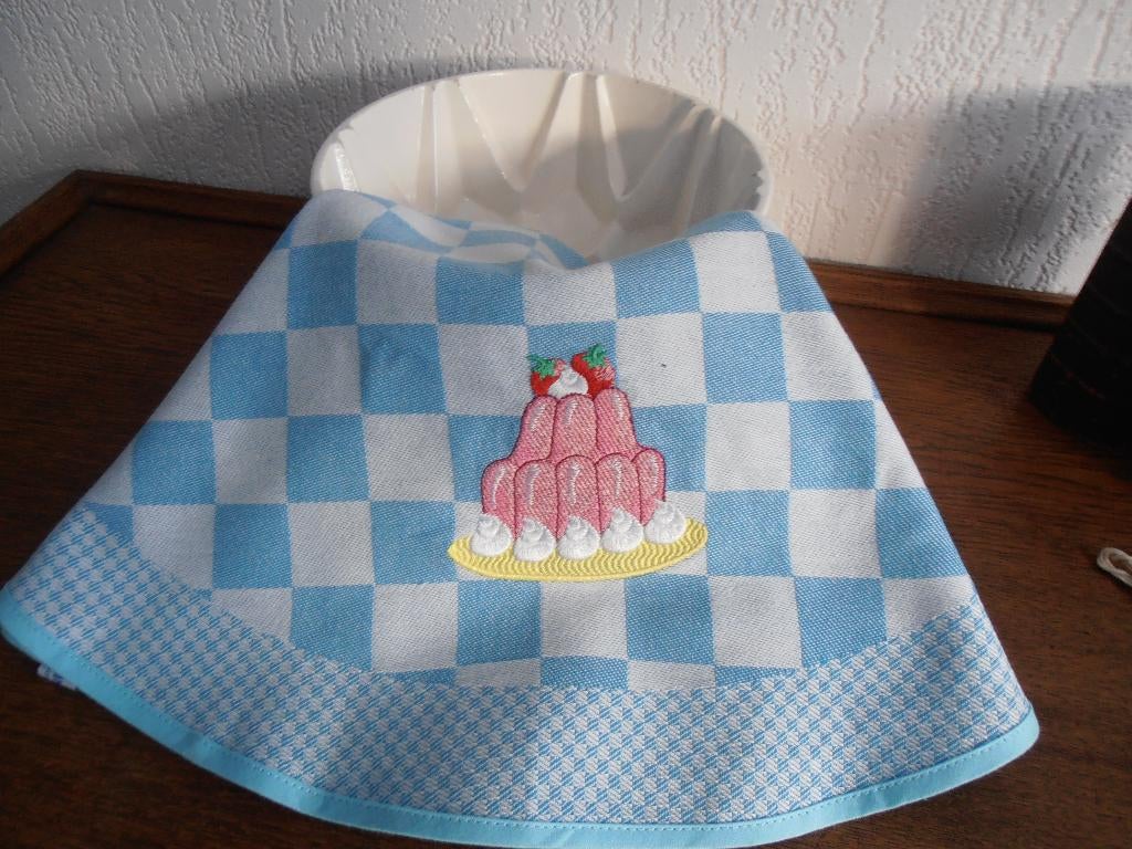 Theedoek met afbeelding pudding en  puddingvorm, Ophalen of Verzenden