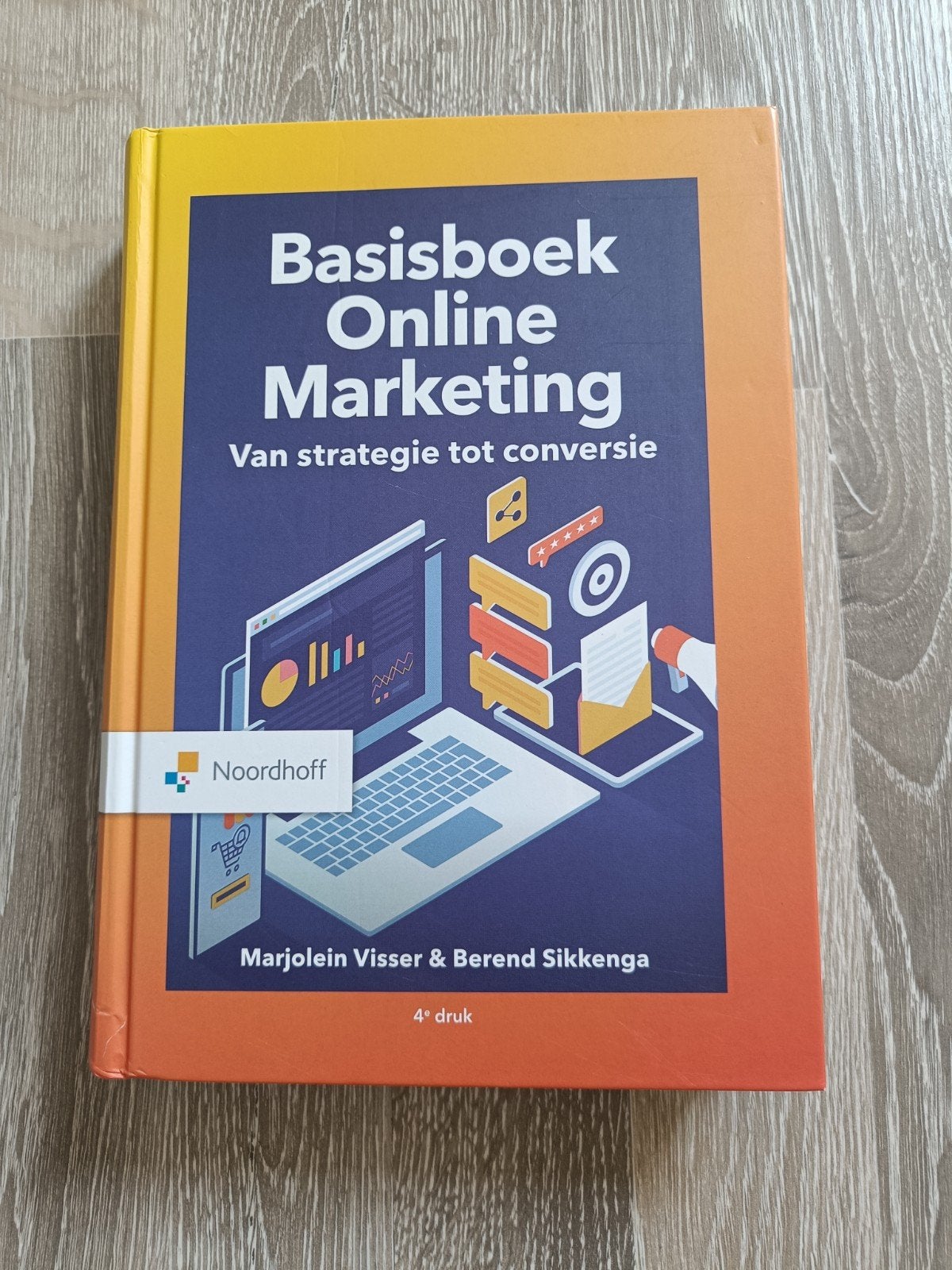 Basisboek Online Marketing - 4e druk, Ophalen of Verzenden, Zo goed als nieuw, Economie en Marketing, Marjolein Visser & Berend Sikkenga