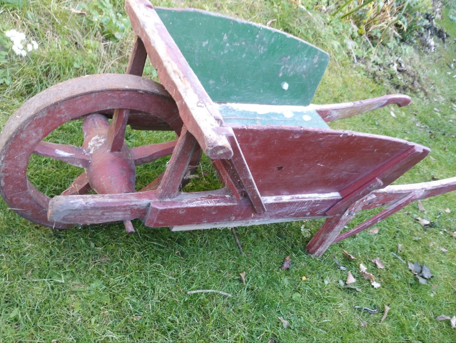 Antieke houten kruiwagen - Decoratief tuinstuk, Ophalen, Onbekend, Handmatig, Gebruikt