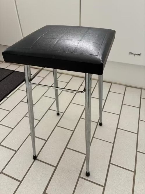 Te koop 2x een brocante kruk, Antiek en Kunst, Ophalen