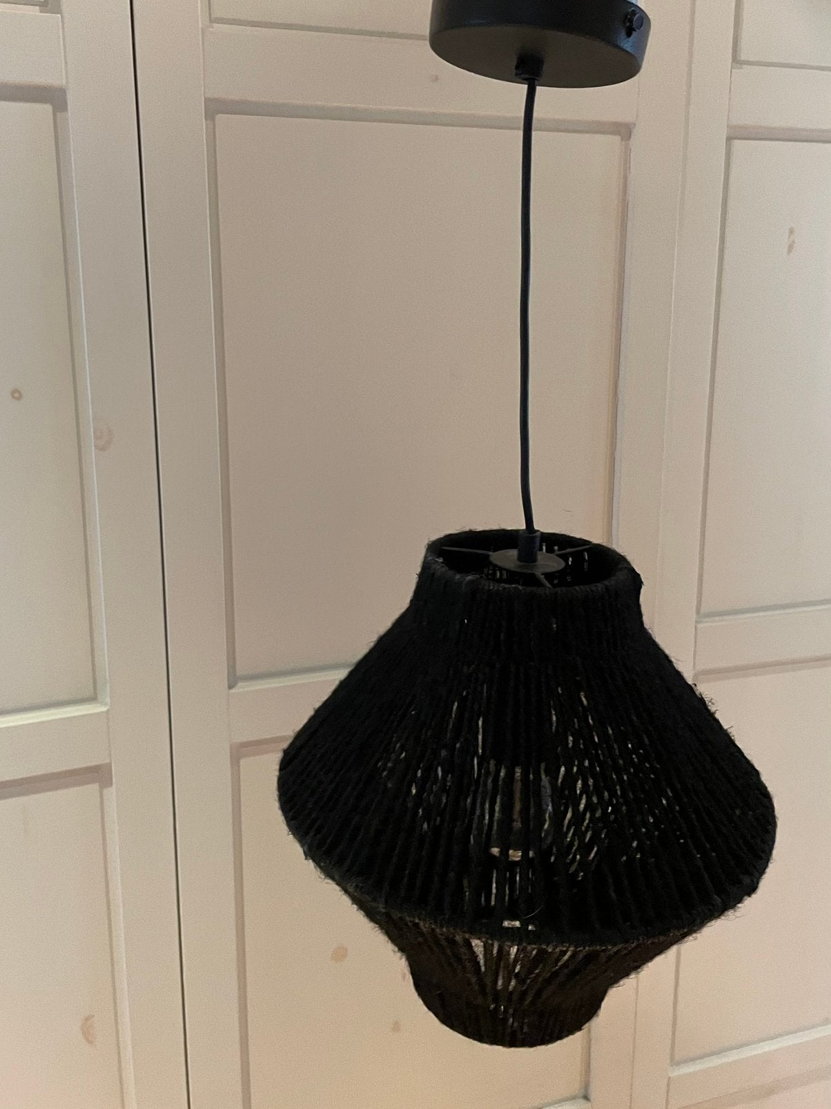 2 stuks jute hanglamp zwart, Ophalen of Verzenden, Gebruikt, Textiel, E27 (groot)