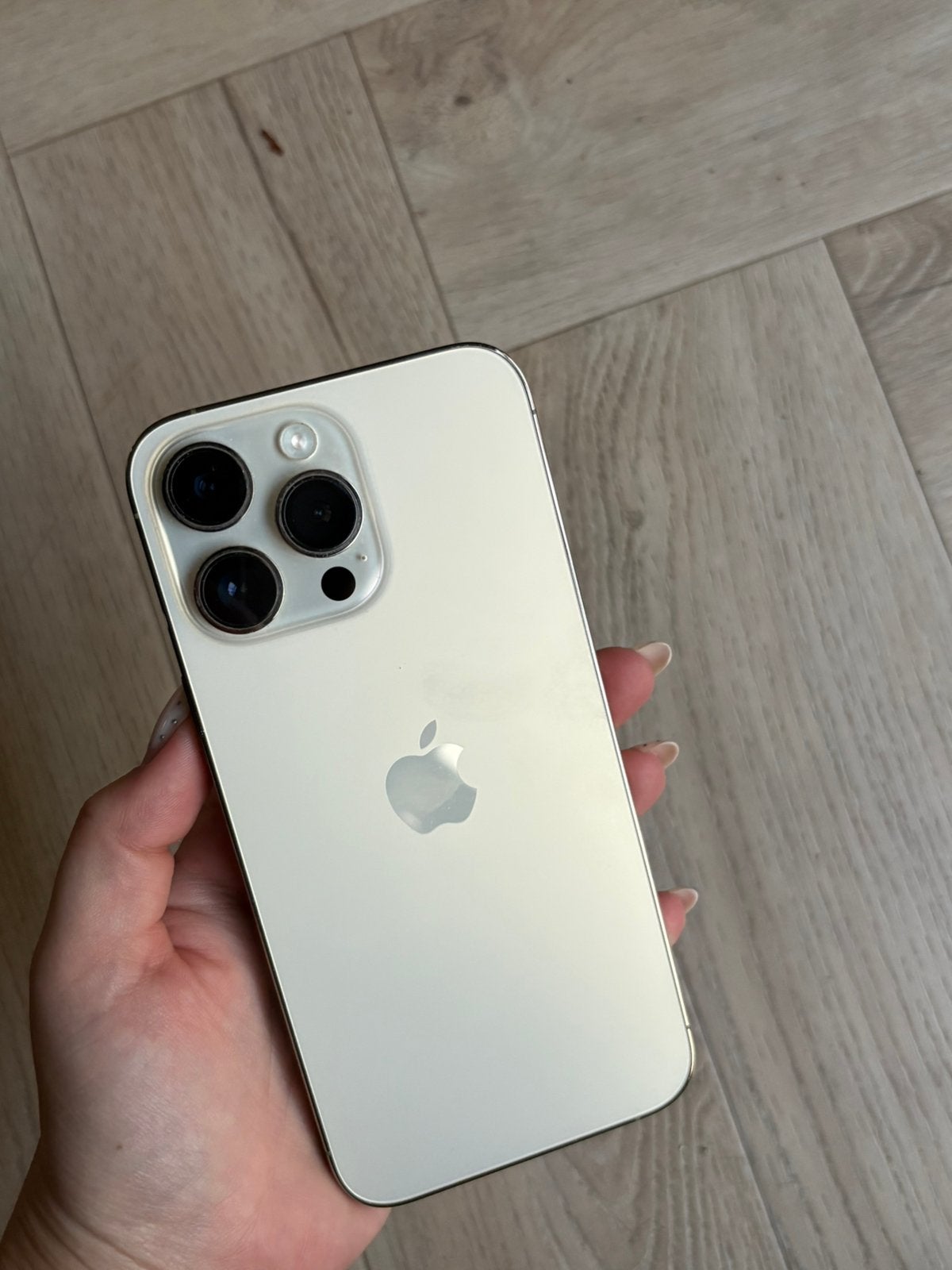 iPhone 14 pro max goud - 128 gb, Telecommunicatie, Mobiele telefoons | Apple iPhone, 128 GB, Verzenden, Zo goed als nieuw, 76 %