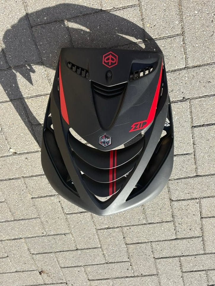 Piaggo Zip kappenset zwart rood, Ophalen, Gebruikt, Kap, Piaggio