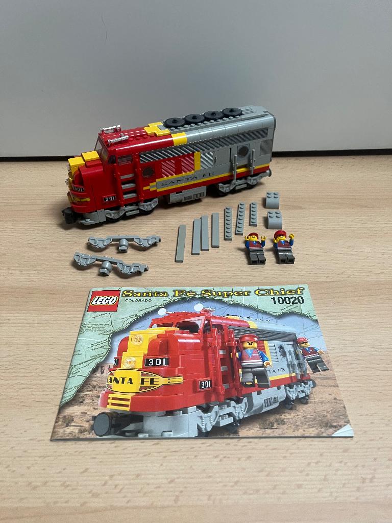 Lego Santa Fe Super Chief 10020, Kinderen en Baby's, Speelgoed | Duplo en Lego, Overige thema's, Lego, Ophalen of Verzenden, Zo goed als nieuw