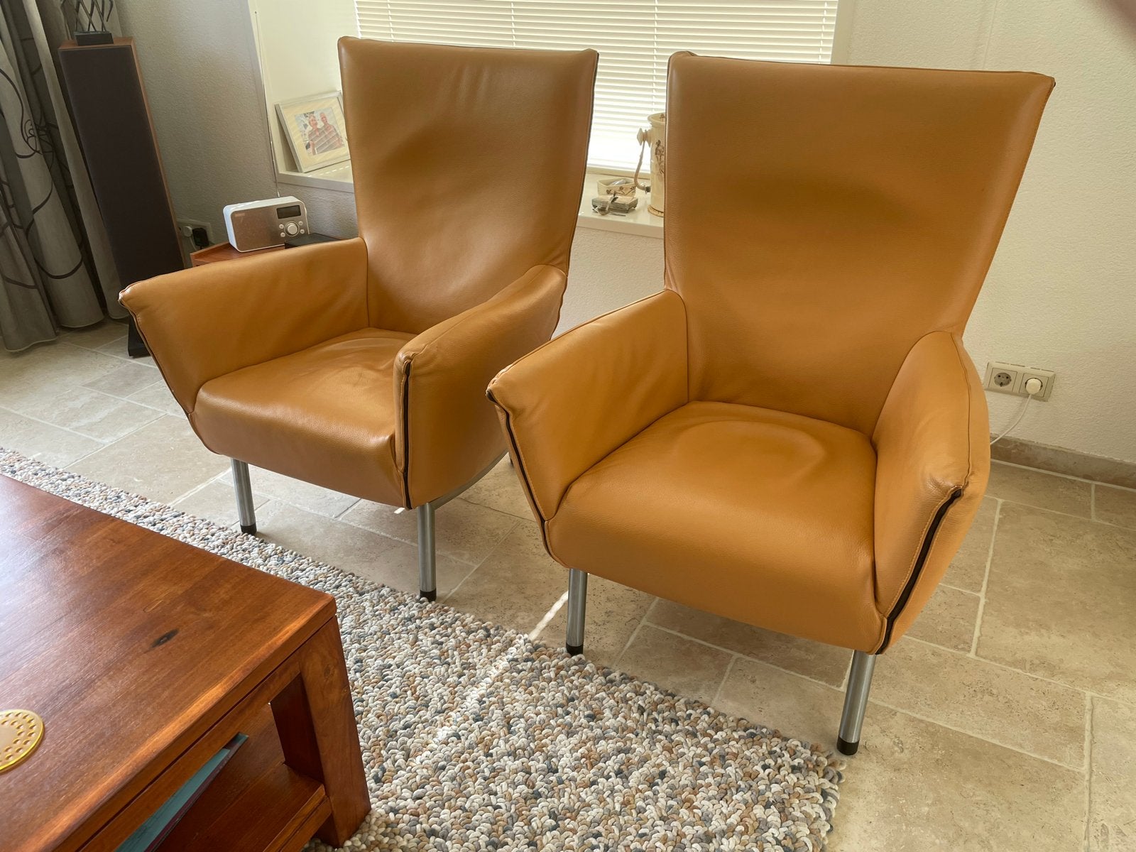 Twee stijlvolle design fauteuils Foxx van het topmerk Label, Ophalen, Minder dan 75 cm, Leer, Zo goed als nieuw
