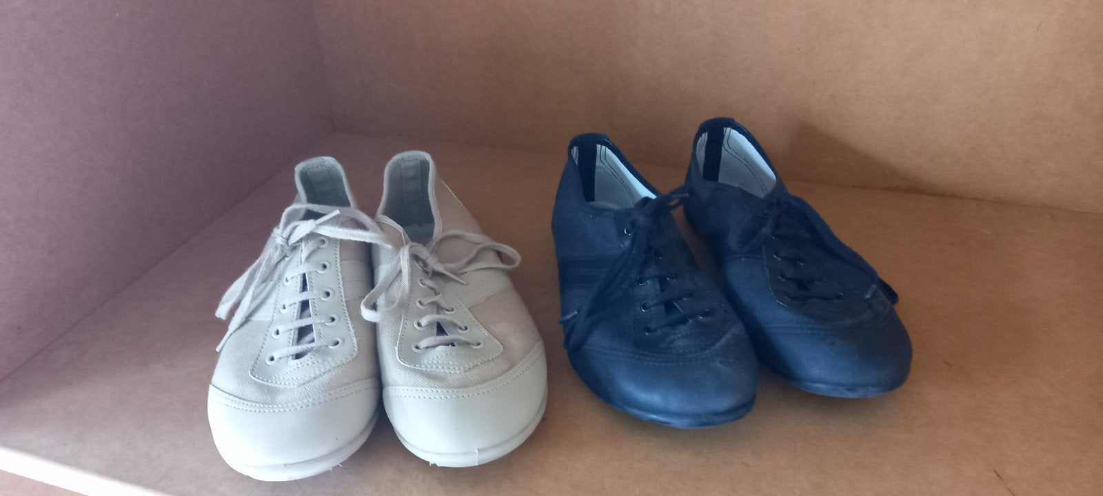majorette schoenen en baton met tas,alleen contant ophalen., Ophalen, Schoentjes