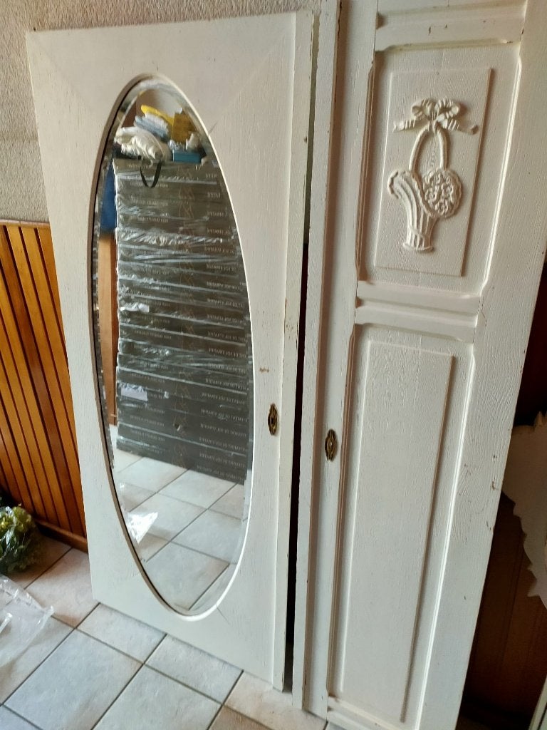 Gratis Panelen van kast 100 jaar oud, Antiek en Kunst, Antiek | Meubels | Kasten, Ophalen