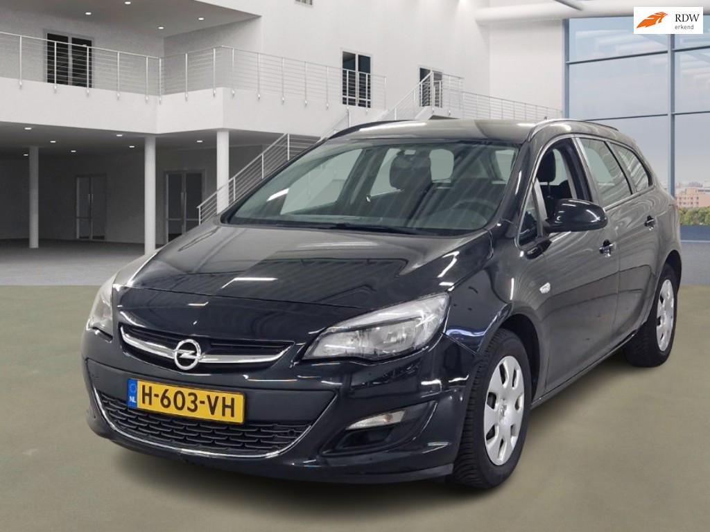 Opel Astra Sports Tourer 1.3 CDTi S/S Cosmo NAVI 2 X SLEUTEL, Auto's, Opel, Voorwielaandrijving, Euro 5, 730 kg, Gebruikt