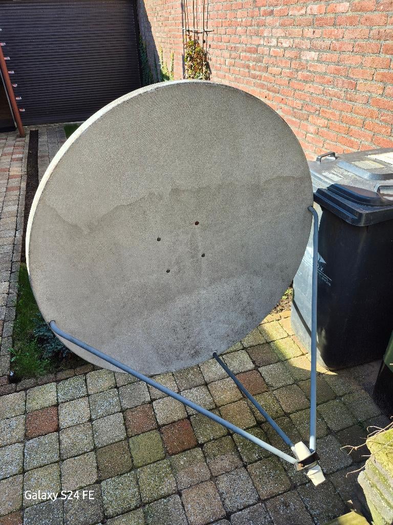 schotelantenne, Audio, Tv en Foto, Schotelantennes, Ophalen, Gebruikt, (Schotel)antenne-accessoires, Overige merken