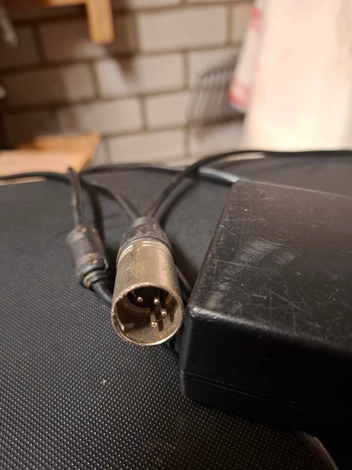 Accell Group N.V. NL Batterijlader 36V Li-ion, Ophalen of Verzenden, Gebruikt