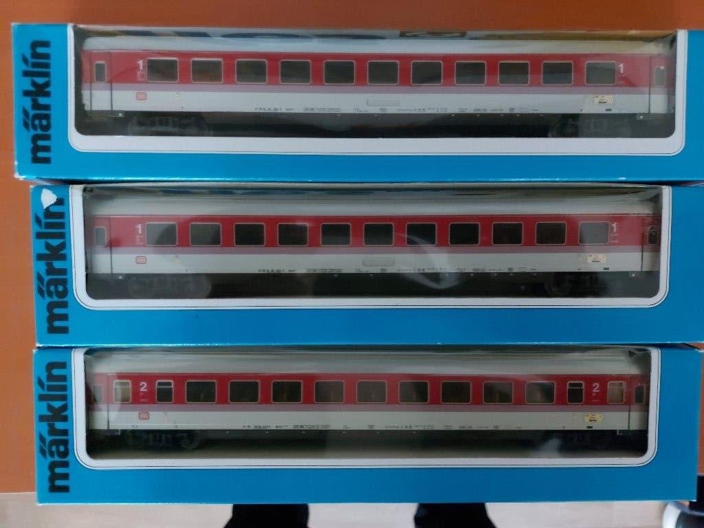 3 Marklin Wagons van de DB, Wisselstroom, Ophalen of Verzenden, Märklin, Nieuw